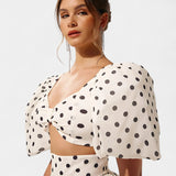 Sherine Polka Dot Sijonų ir Marškinių Komplektas su Pūkuotomis Rankovėmis