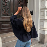 Chloe | Aukšta Apykakle ir Diržu Pelerinos Švarkelis